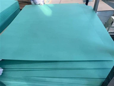 Zelen HMR MDF 2100*2800*17MM